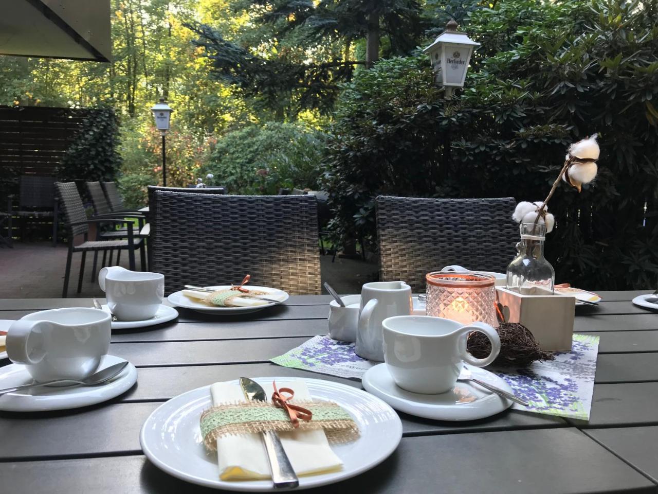 Waldpension Bielefeld Exteriör bild